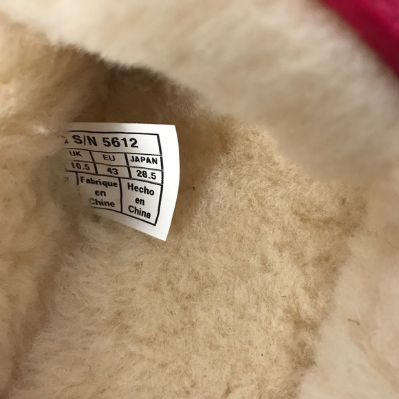 UGG Australia Women Size 12 Suede Fuchsia/Red - Picture 6 of 6